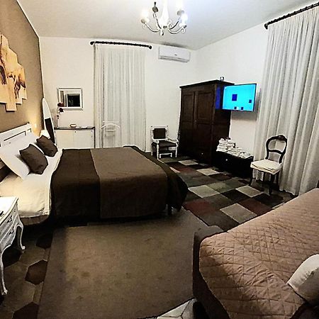 Casa Ferrari Testaccio E Trastevere Wi-Fi Free Rome Luaran gambar