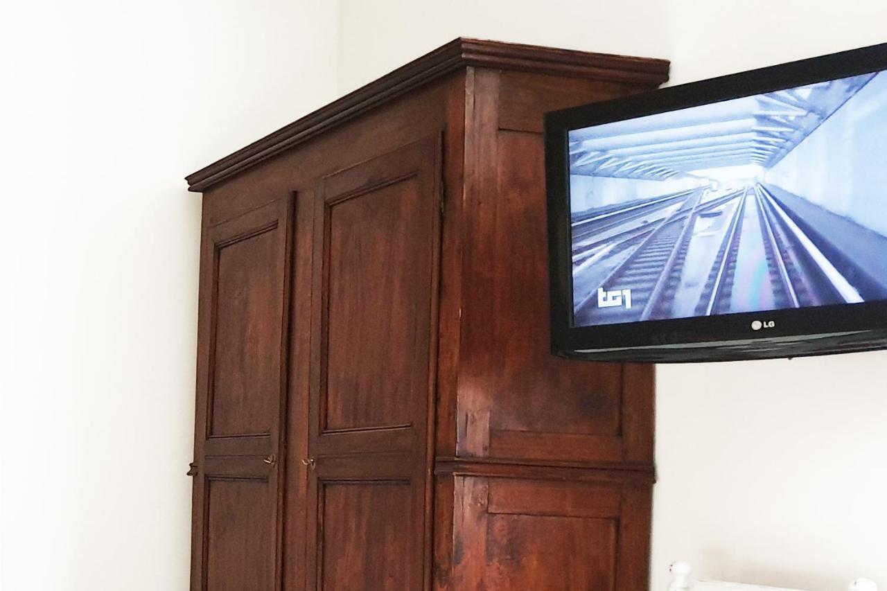 Casa Ferrari Testaccio E Trastevere Wi-Fi Free Rome Luaran gambar